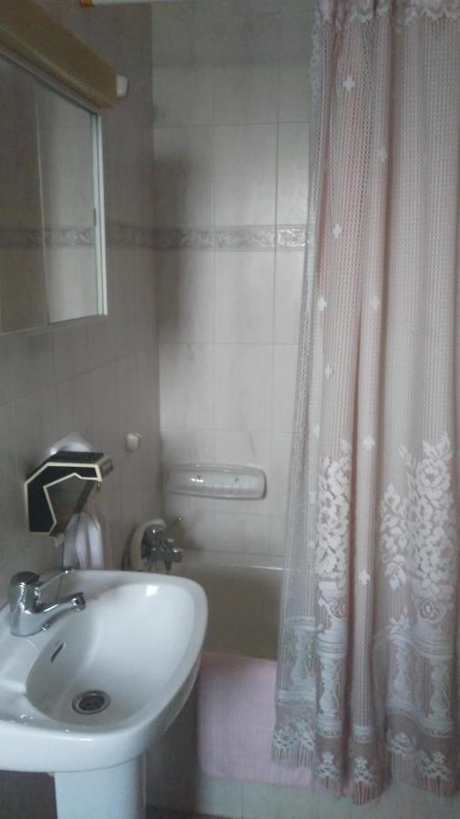 Pensión-Hostal Mari Loli Guardamar del Segura Exterior foto